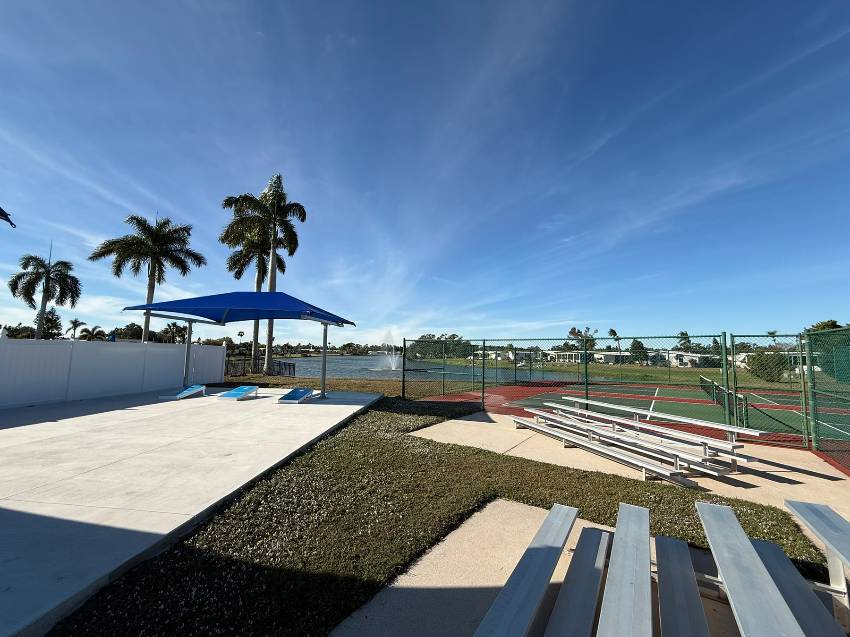 49 Colony Dr a Ellenton, FL Mobile or Manufactured Home for Sale